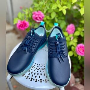 Clove Unisex Sneakers - Aqua Blue W 10 M 8.5